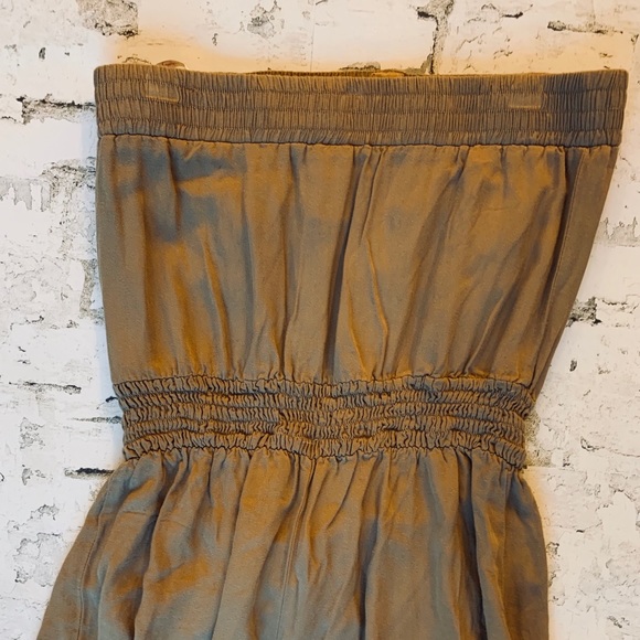 Candie’s Strapless Romper with Bow - Picture 3 of 4